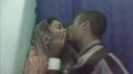 สาวตื่นเต้นกับแฟนหนุ่มของเธอ ดู วีดีโอ หนัง x